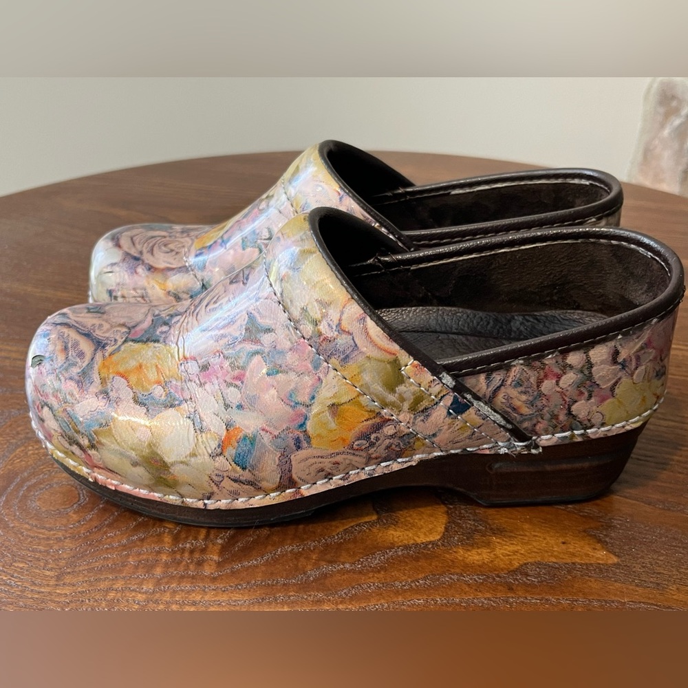 Dansko Clogs Mules Shoes Size 37